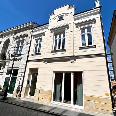Krosno4You Aparthotel Ngoại thất bức ảnh